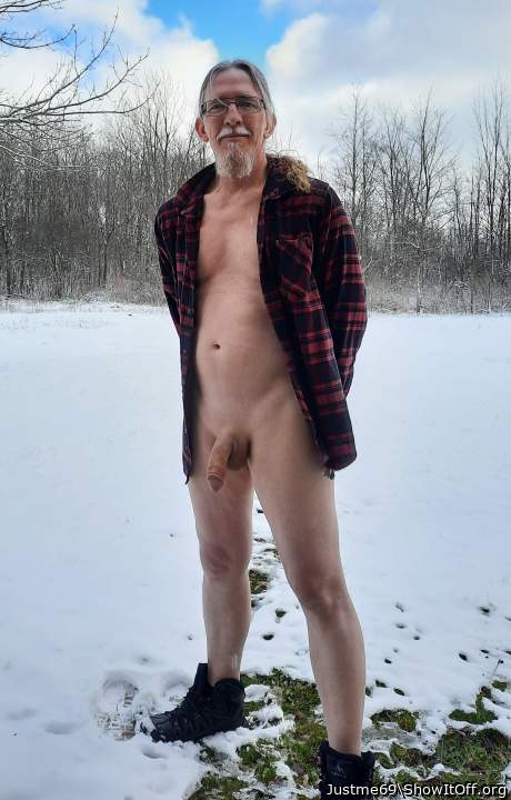 Nice picture.  It looks like you are freezing your cock off.