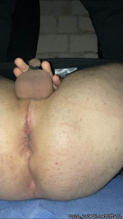 Would be so Dirty to fuck me on the Cold bottom