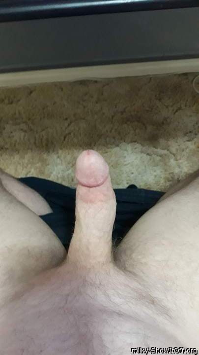 Like your cock! Love to suck onit!! 