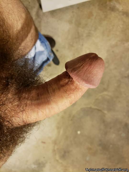 Love the big, beautiful knob on your hard curved cock. You m