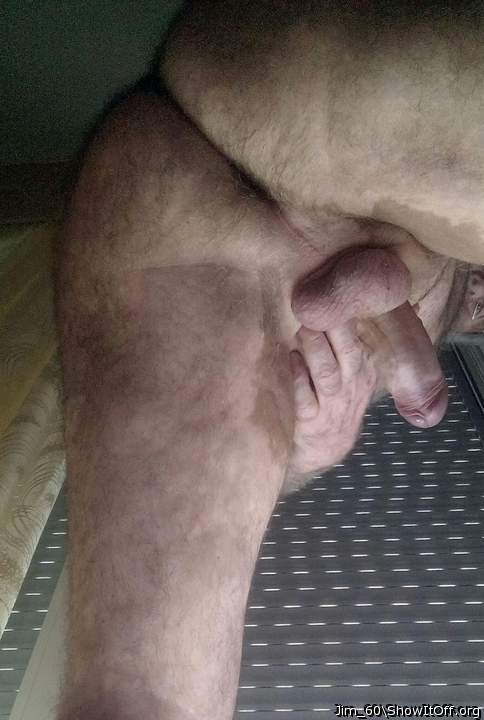 i want to suck that cock so bad and also go to town on that 