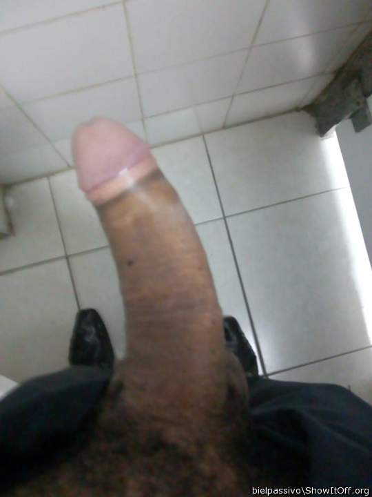my friend send me a picture, love his penis