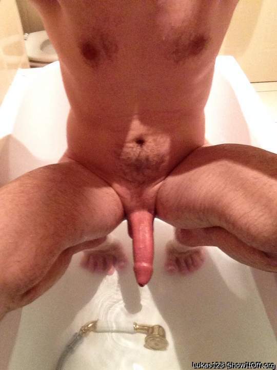   SO SEXY. Gorgeous uncut cock, slim body and nice feet all 