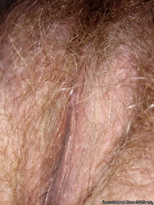 You have a perfect sweet tasty looking hairy pussy &#10084;