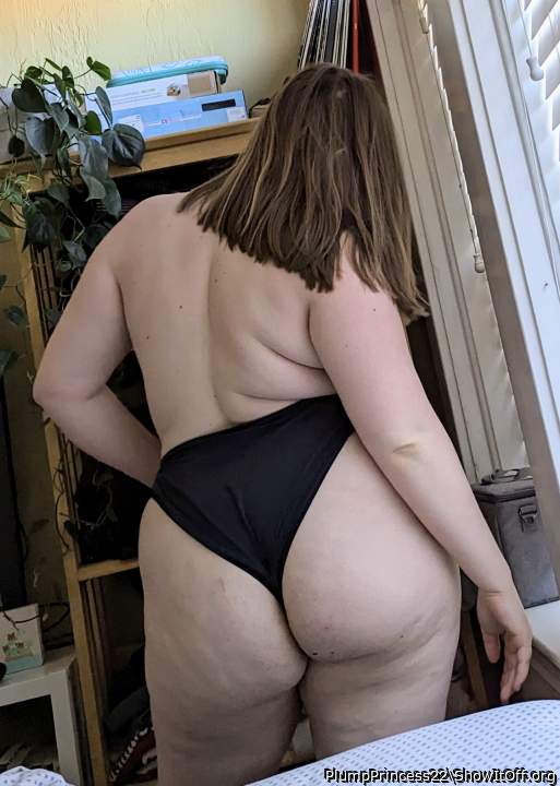 I've got some booty for you too xoxo