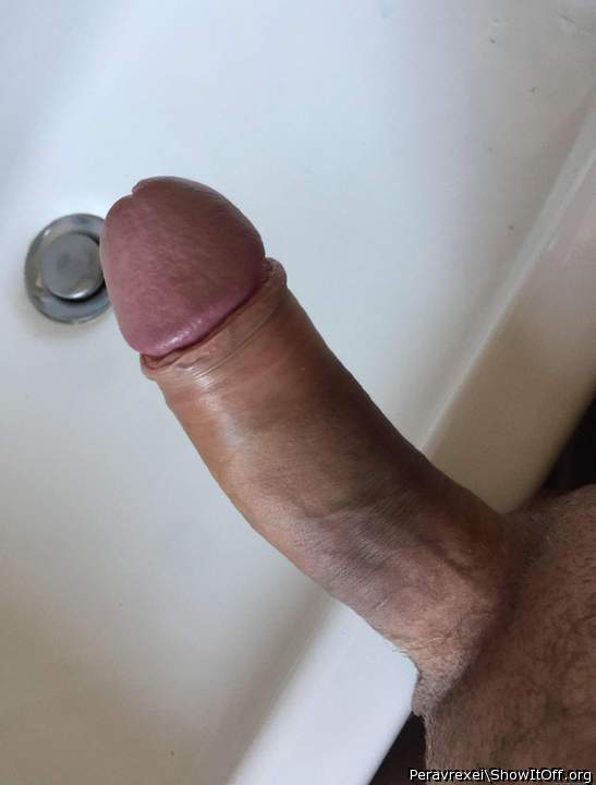 Love to taste your fat cock.