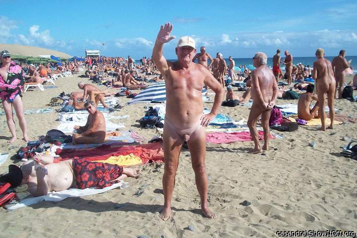 Great to be naked on the gay nudist beach, Maspalomas