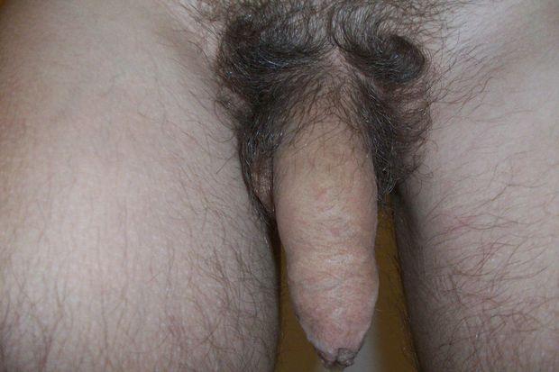 Sexy cock, luv that hair!!