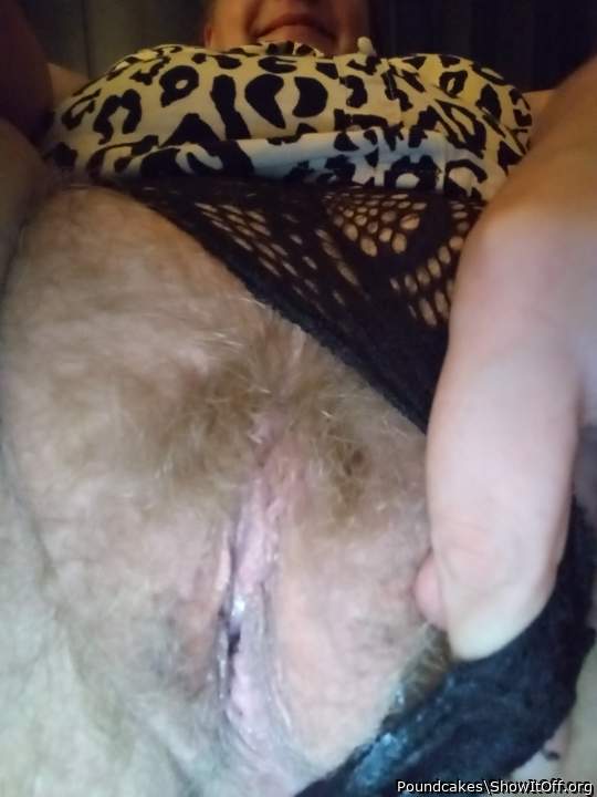Love that beautiful hairy pussy!! So hot   
