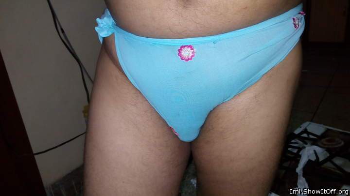 Oh yes, nice panties!
(You'd look good in some of mine)

