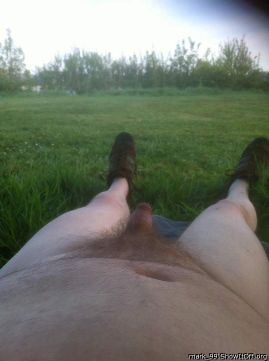 Feels soooo good being naked outdoors!!!!