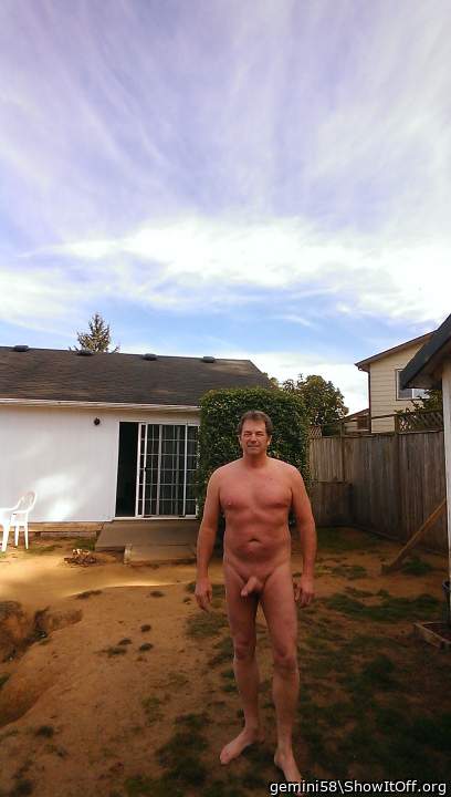 Bill Fischer - Nude Homosexual ready to service.
