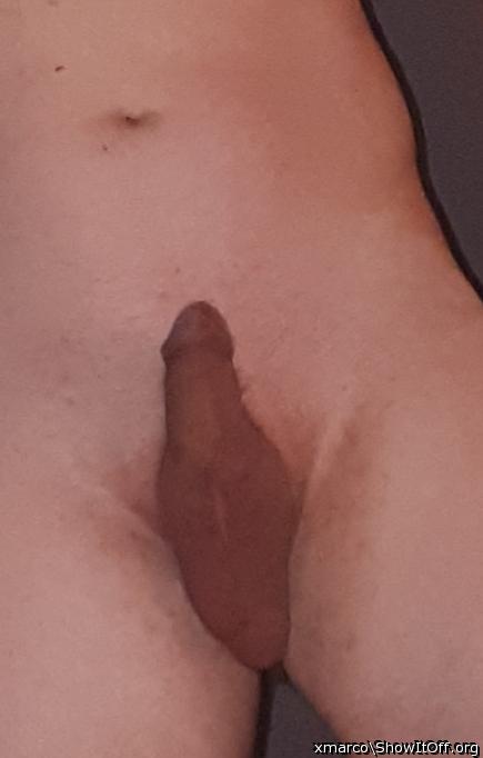 Mmmm would love to suck on it