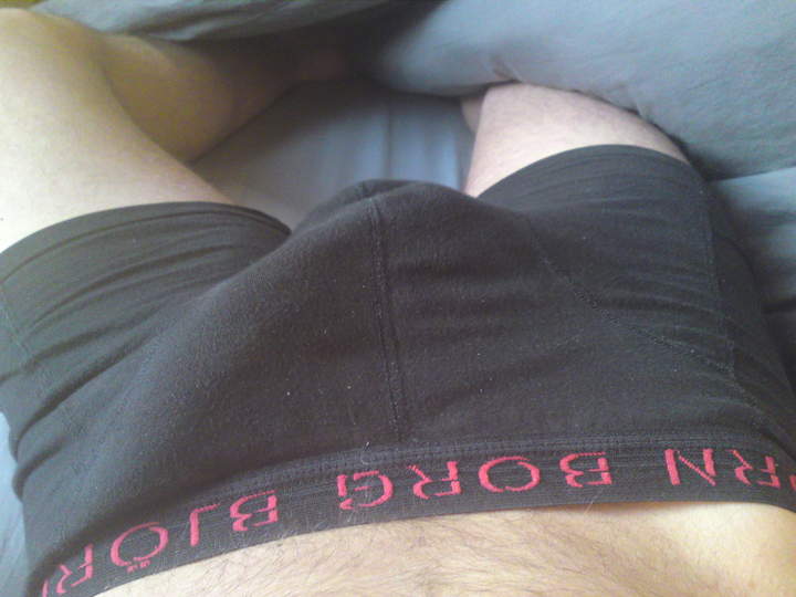 Damn nice underwear (; i love your bulge,.