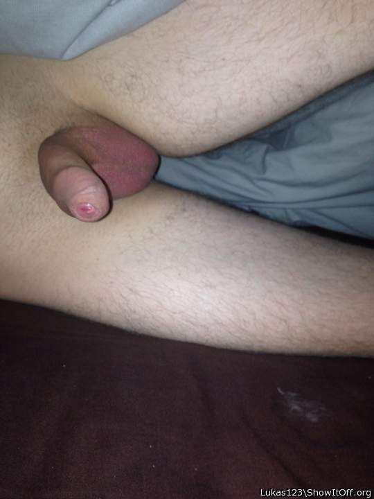 would love to suck this beauty! awesome foreskin  