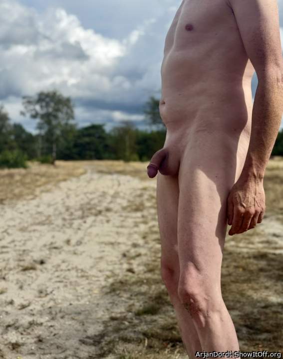 Adult image from ArjanNLL