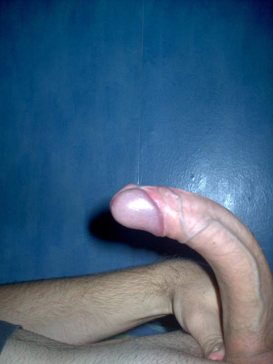 That is a really curved cock & uncut too