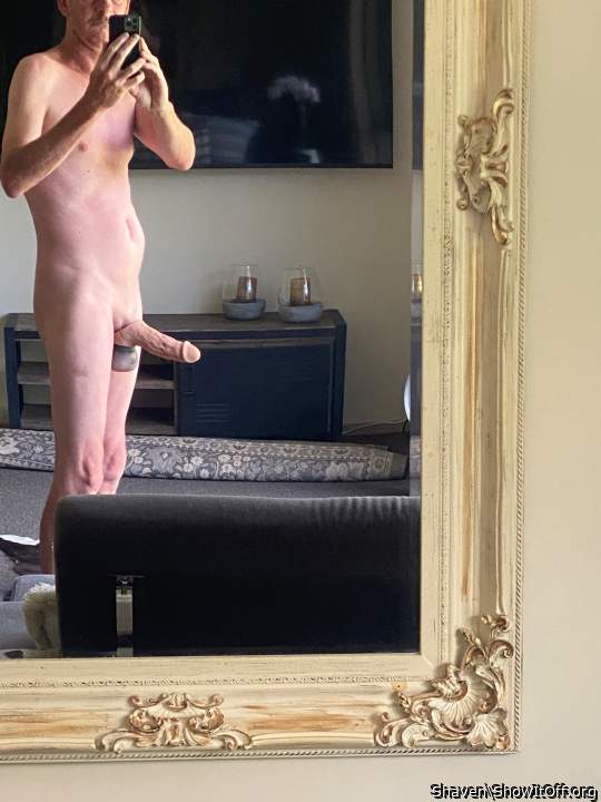 I'd love to see myself in your mirror on my knees for you 