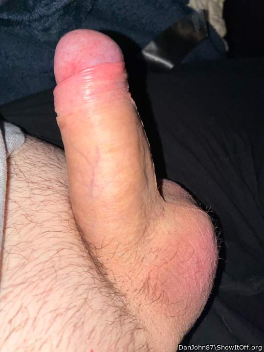 I'd love to suck your hot thick cock for you 