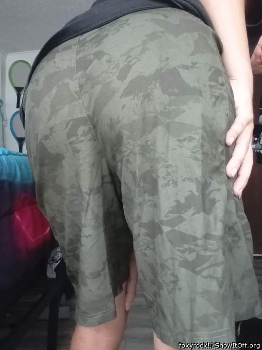 Just you guys wait these glutes are going to grow and form great peaches
