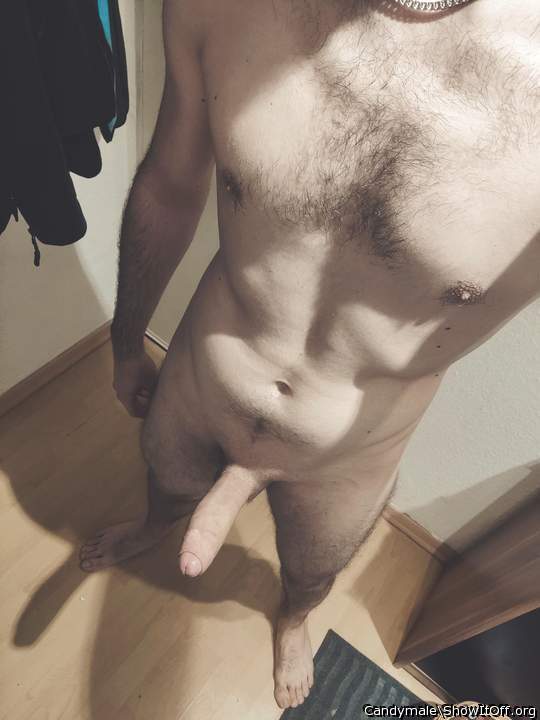 Sexy body and hot cock 