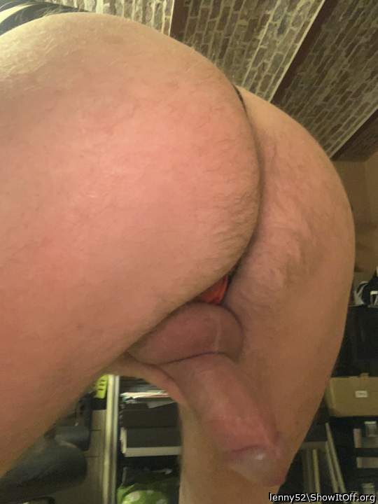 Lenny52s or the delicious ass of a boss turned slut