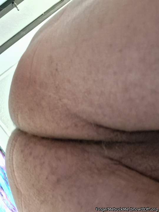 Adult image from FingerMeSuckMe