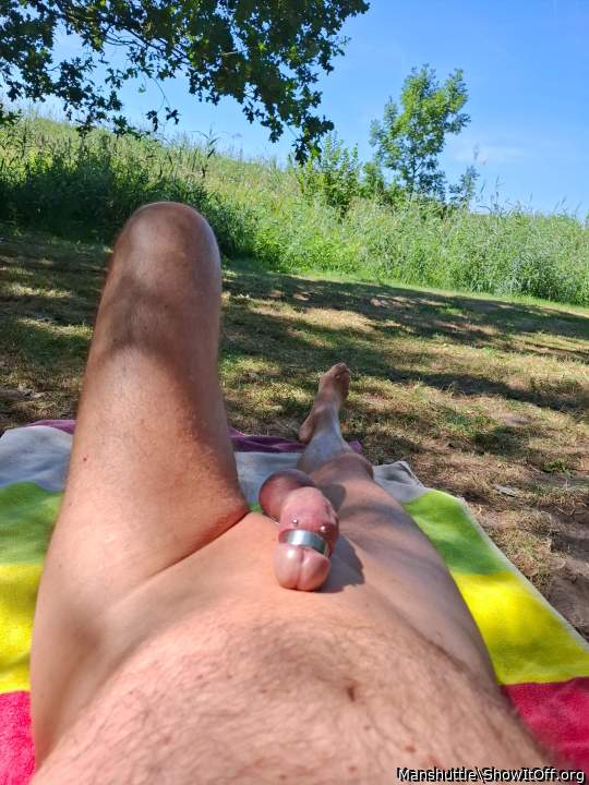 Adult image from Manshuttle