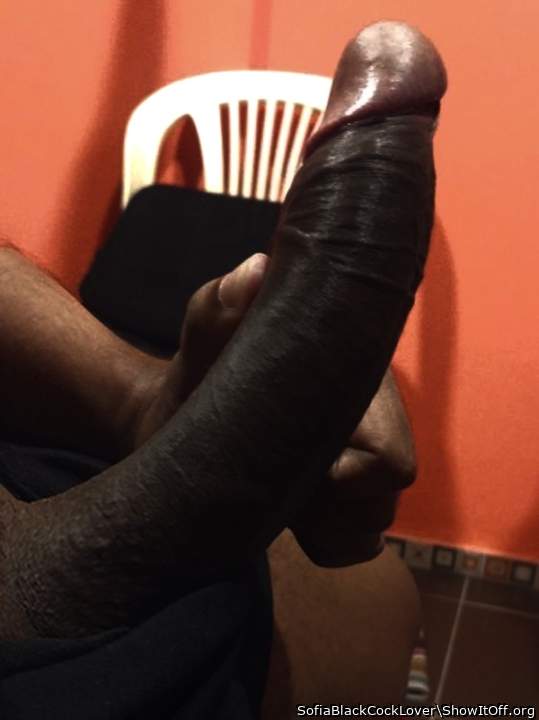 When black men see me and their cocks start growing big my pussy gets so wet