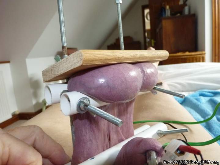 Crushed balls & electrosex