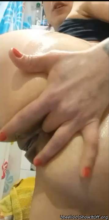 Hmmm let me lick that assfuckfinger afterwards darling!   