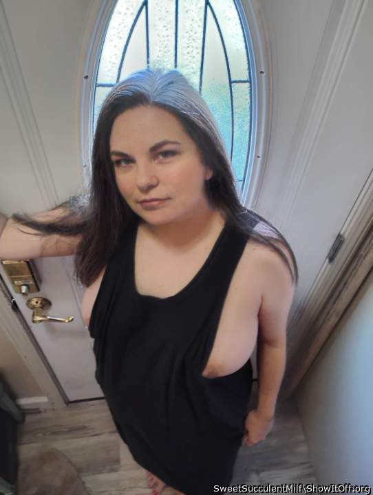 Adult image from SweetSucculentMilf