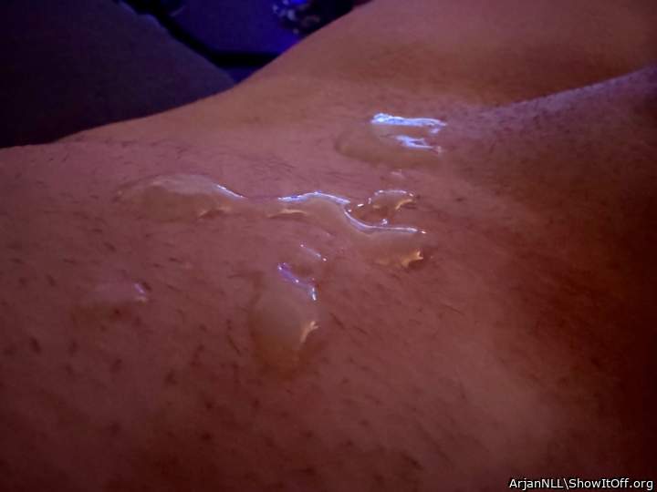 Adult image from ArjanNLL
