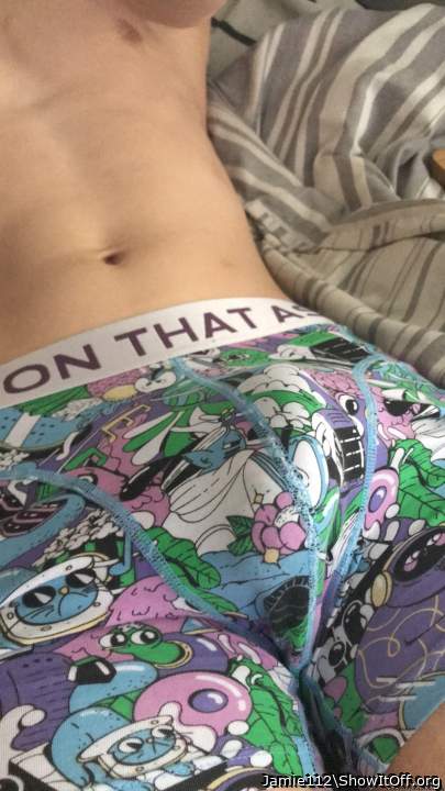 awesome bulge, cute undies 