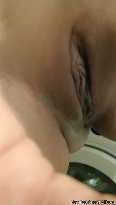 Adult image from bbeelloo