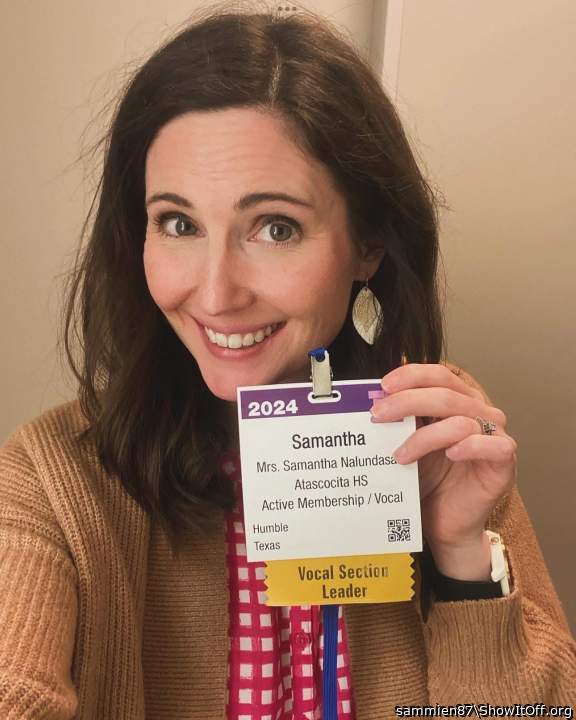 Hello! I am Mrs. N, a choir teacher in Houston.