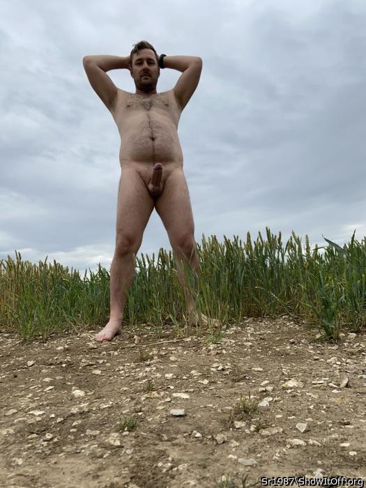 Who loves naked outdoors? I took naked stroll on a public hiking path