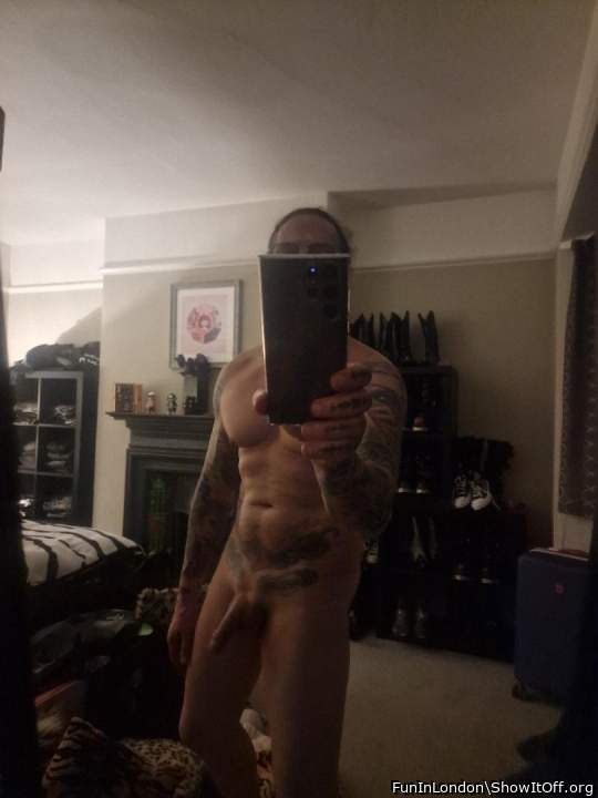 Adult image from FunInLondon