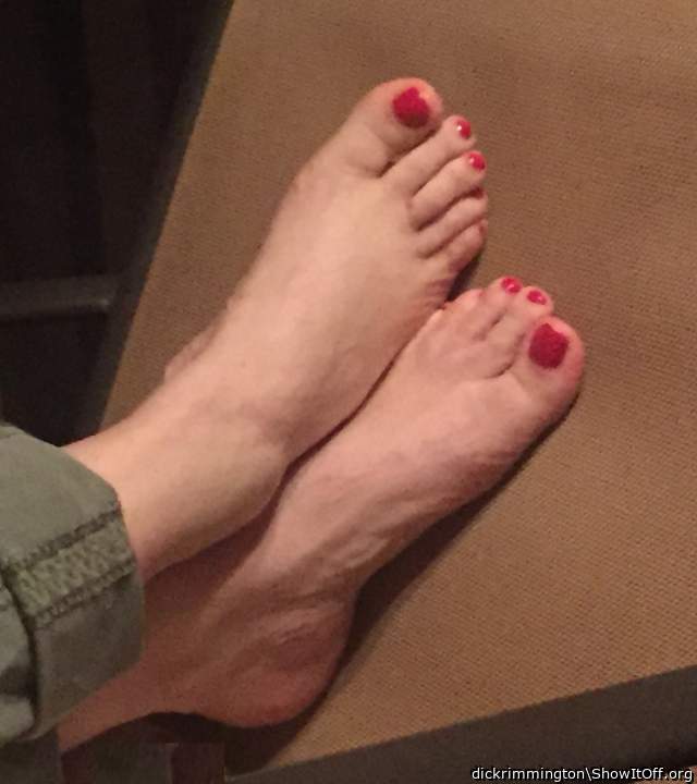 Sexy Milf Feet (Tributes?)