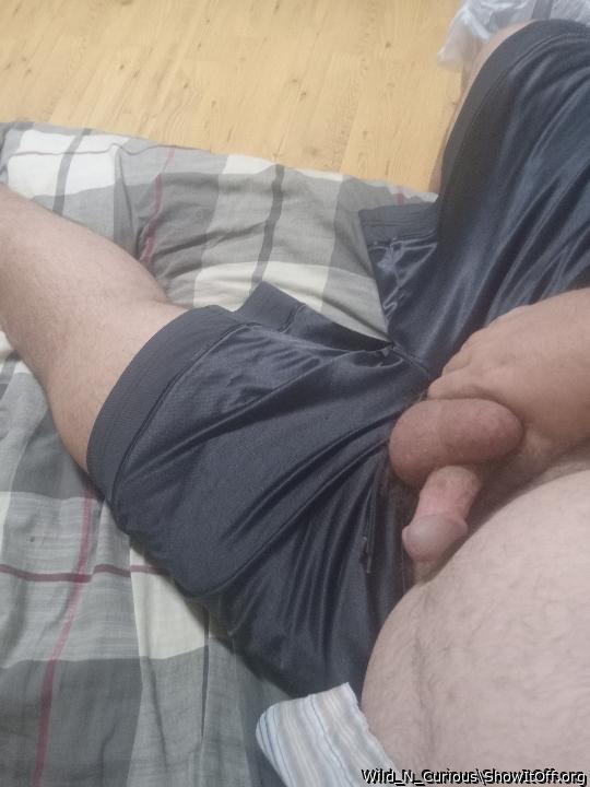 I need that dick and balls in my mouth &#128068;