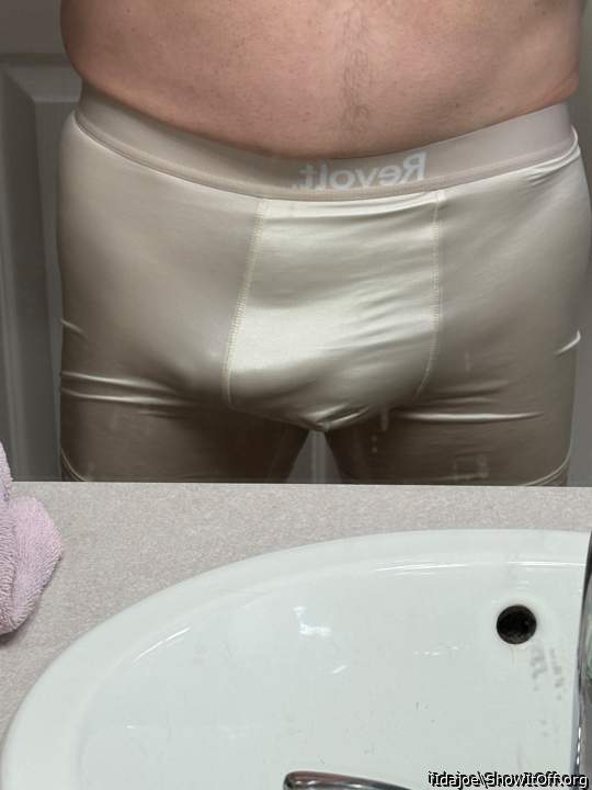 Adult image from iIdajoe