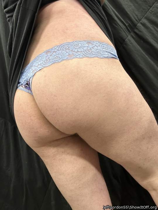Great ass and sexy panties 🔥😍