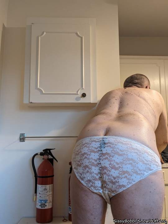 Adult image from SissyBobbi