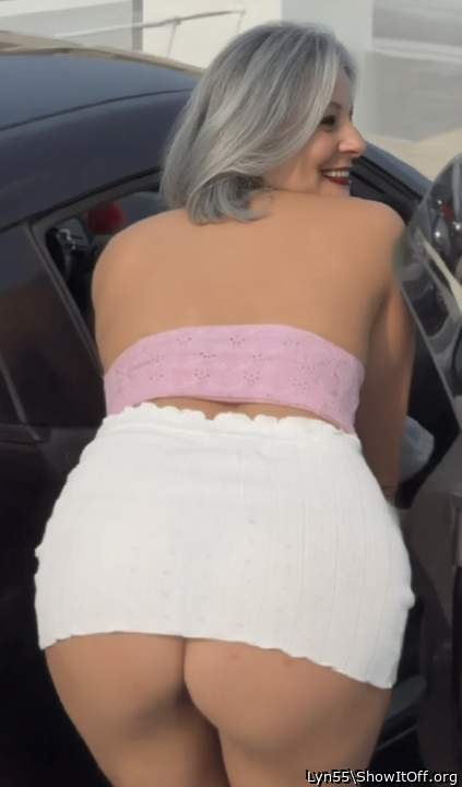 Does it look big