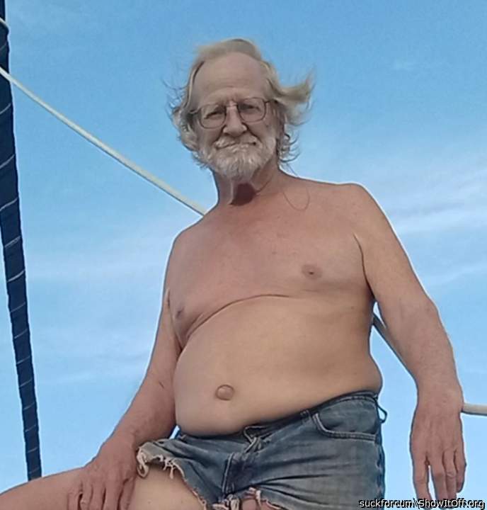 Adult image from suckforcum