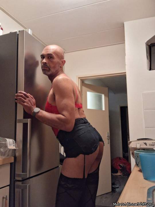 Adult image from Melvin