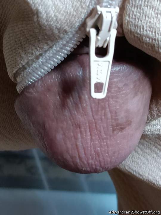 Adult image from edwardren