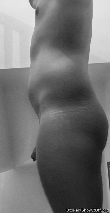 Adult image from Utoker