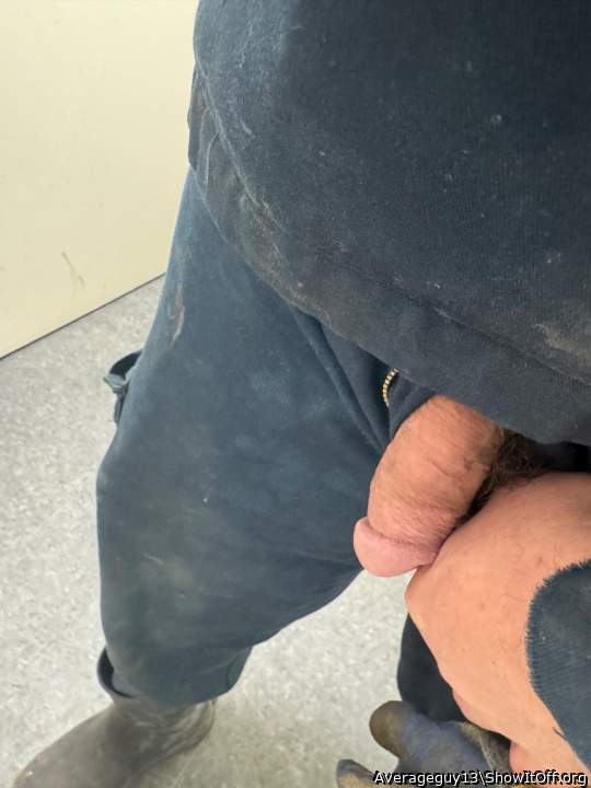 Drop the pants and expose all