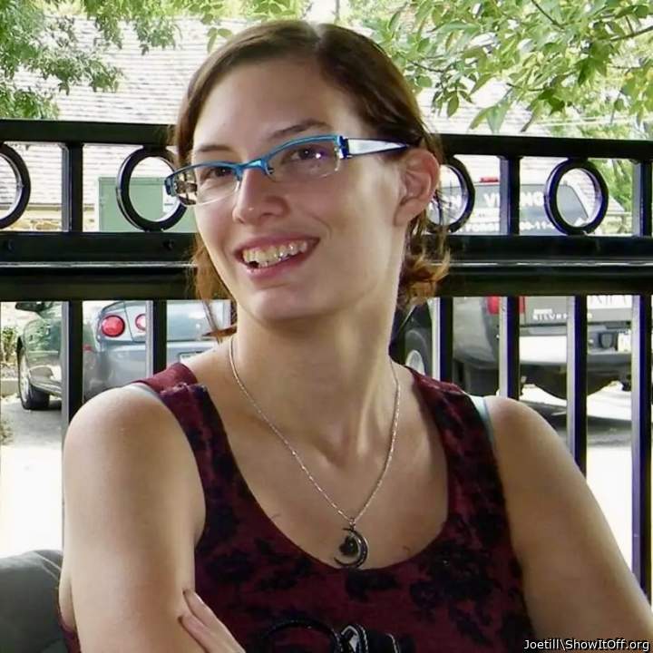 Nerdy whore